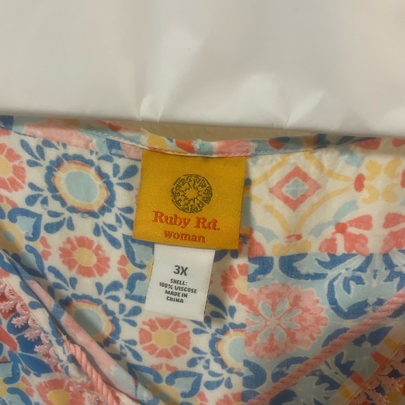 Multicolor top - Picture 2 of 2